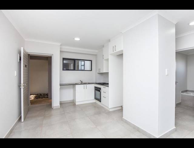 2 BEDROOM APARTMENT FOR SALE IN HAYFIELDS